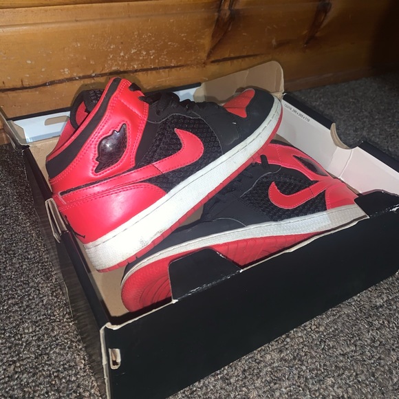Girls Air Jordan 1 Phat - Picture 5 of 7